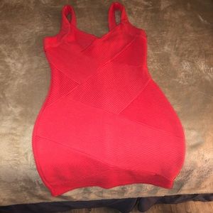 Beautiful body con dress. Only worn 3 times.